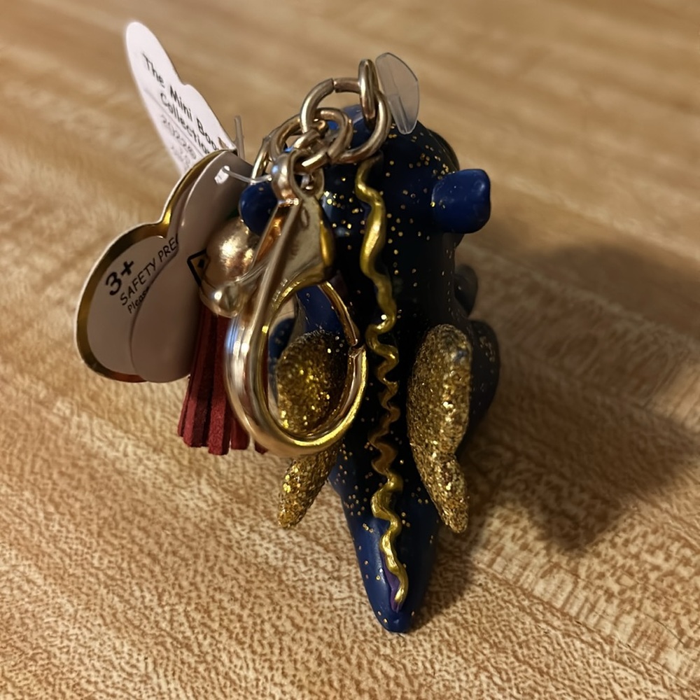 The Mini Boos Collection Keychain. - Picture 3 of 4